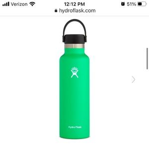 NWT green hydro flask, 21oz